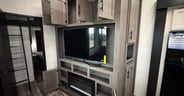 Forest River Arctic Wolf Cherokee 331BH 2025-25-OdS-TV Console