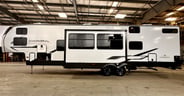 2025 Coachmen Chaparral 375BAF-04-LF