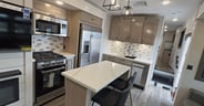 A good kitchen in the Highland Ridge Open Range 3X 393TBR