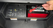 A lithium battery and power shutoff system