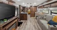 04D-Winnebago Forza-resized