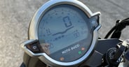 2026 Moto Guzzi V7 Sport_2