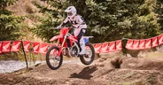 27 Honda CRF450R_action_1