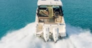 Boston Whaler 330 Vantage