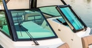 Boston Whaler 330 Vantage