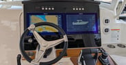 Boston Whaler 350 Realm