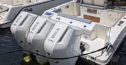 Boston Whaler 350 Realm