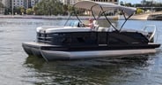 Bennington 23 M Fastback