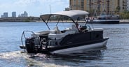 Bennington 23 M Fastback