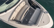 Sea-Ray-SLX-360-bow-seating