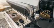 Sea-Ray-SLX-360-cockpit-storage