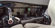 Sea-Ray-SLX-360-helm-DTS-joystick