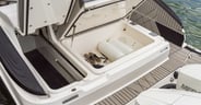 Sea-Ray-SLX-360-transom-storage