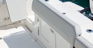 Boston Whaler 330 Outrage 2026 transom bench folded-body