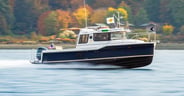 Ranger Tugs R-25 running-body