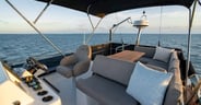 Beneteau-Swift-Trawler-37-fly-bridge