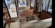 Ranger-Tugs-R-23-dinette-2-body