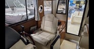 Ranger-Tugs-R-23-pilot_s-seat-body
