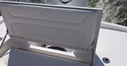 Regulator-24XO-transom-seat